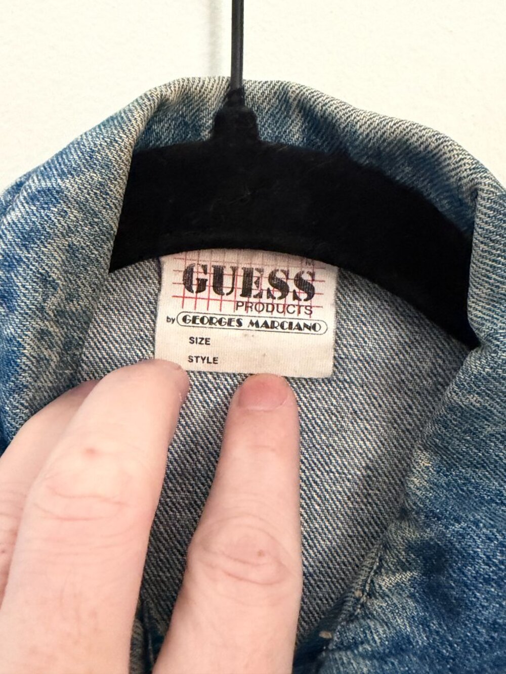 VINTAGE 80'S GUESS DENIM SKATER VEST SMALL - Picture 3 of 10